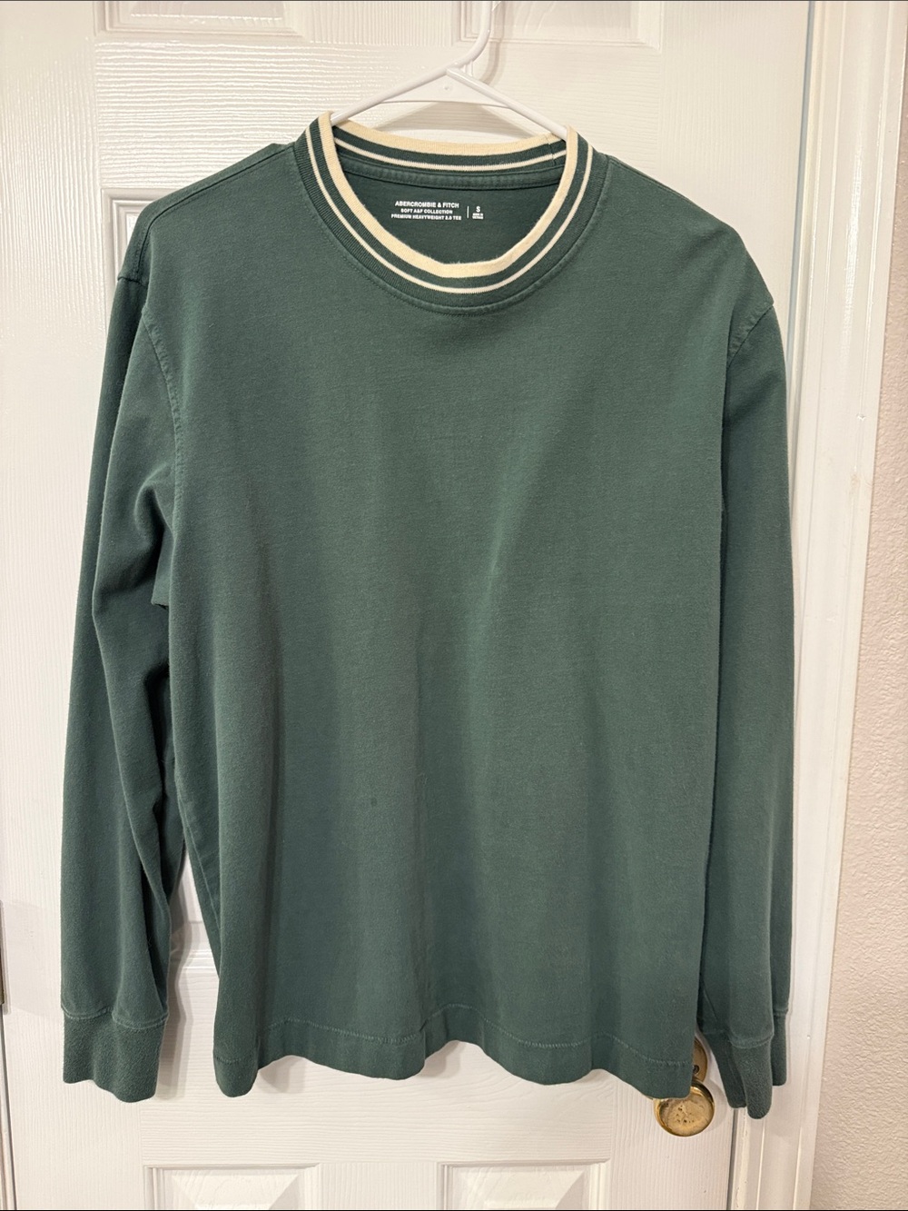 Abercrombie & Fitch Forest Green Long-Sleeve Crew with Cream-Trim Collar